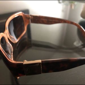 Coach sunglasses with case